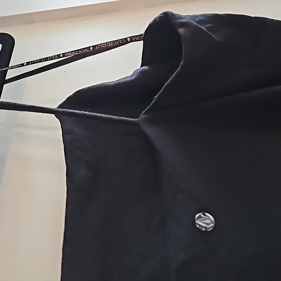 Volcom mini dress - Picture 2 of 3